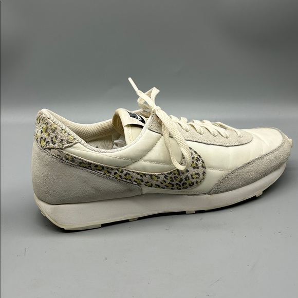 NIKE DAYBREAK ivory and leopard sneakers sz 10 - Picture 7 of 10